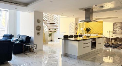 Canal-View Duplex, Dubaj (zdjęcie 9)