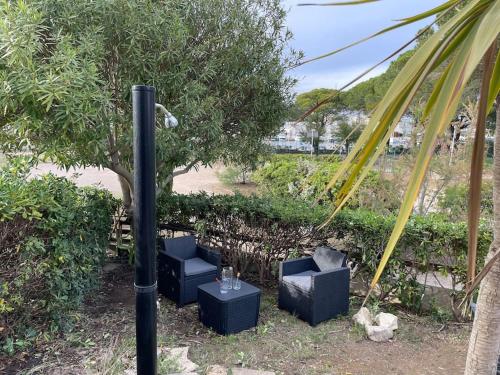 Appartement spacieux avec Jardin a 500 des plages in Le Grau-du-Roi