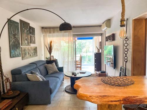 Appartement spacieux avec Jardin a 500 des plages in Le Grau-du-Roi