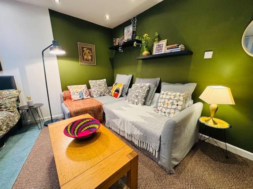 #11 Impressive and Spacious Studio Sleeps 4 - Perfect for Contractors and Families - Free Parking, Birmingham (fotografie 2)