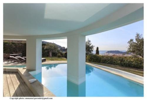 MONT BORON - NICE - Splendide villa d'architecte vue panoramique in Mont Boron