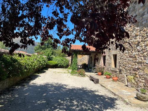 外部景觀, La Calleja de Ucieda Porche in 倫特