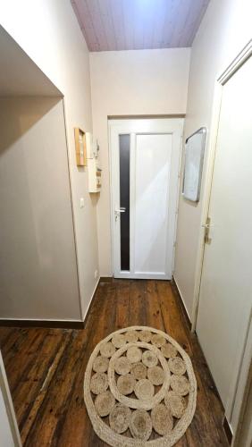 appartement entier, 2 chambres, 7 couchages, tout équipé (appartement entier, 2 chambres, 7 couchages, tout equipe) in Landerneau