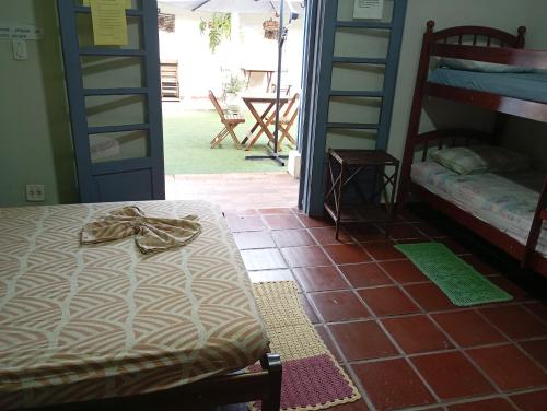 1 double bed, 2 bunk beds