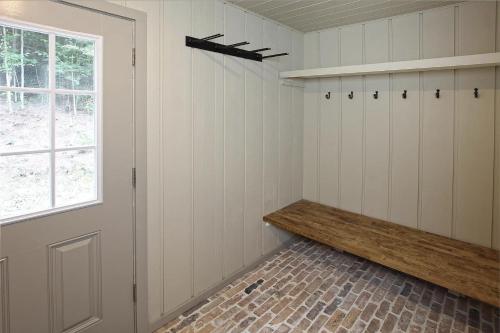 NEW Mt Snow Private Chalet in Dover, USA
