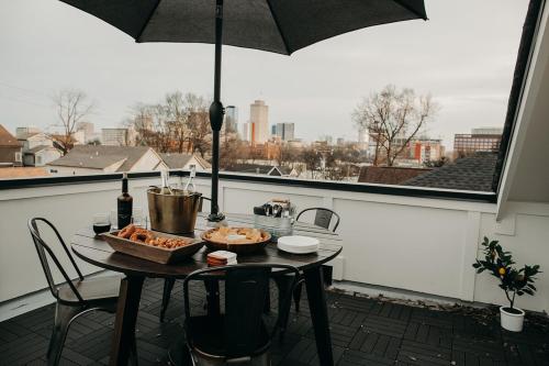 Beautiful Nashville Home - image 3