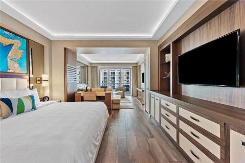 Luxury Jr Suite Fort Lauderdale Beach in Fort Lauderdale, USA