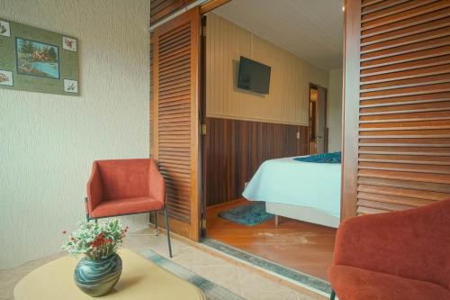 Double Room with Mountain View image 7
