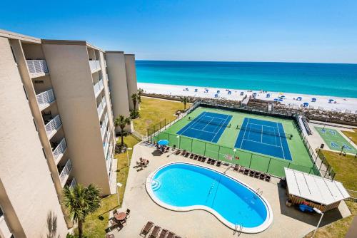 Holiday Surf & Racquet Club 711 by RealJoy Vacations - image 10