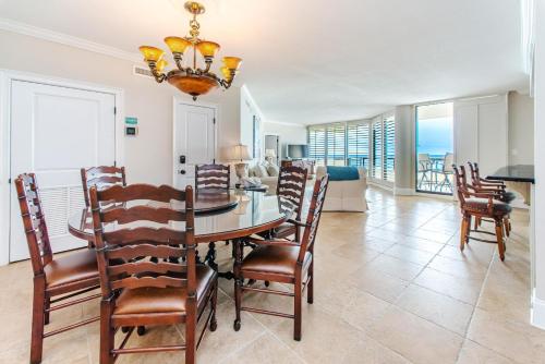 East Pass 605 near Destin Harbor Boardwalk