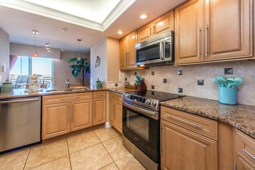 East Pass 407 near Destin Harbor Boardwalk