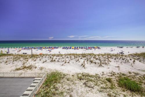 Pelican Beach Resort 308 by RealJoy Vacations - image 12