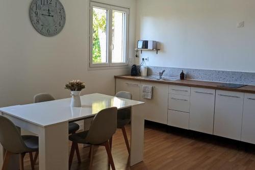 Appart cosy proche forêt (Appart cosy proche foret) in Вер-Сен-Дені