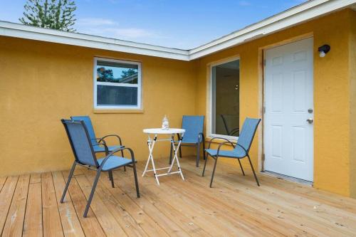 Sunny house 2mil beach in Nokomis (FL)
