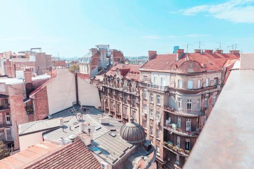 Belgrade Rooftop Experience Modern Luxury & Views - image 5
