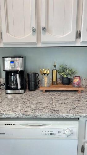 Cozy Pinehurst Condo with Patio Only 2 Miles from Village in Pinehurst, USA
