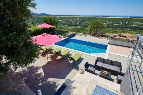 Family-friendly apartments with swimming pool Uskoplje, Dubrovnik - 23452 in Brotnice