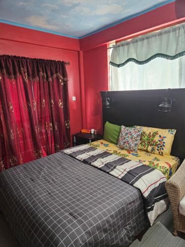 The Jungle Escape Apartment 02 in ฌาลูสล์