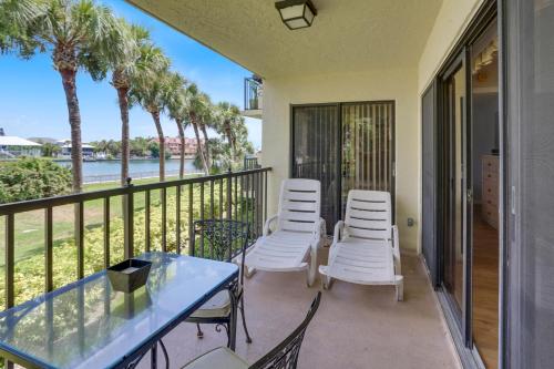 Lands End 1-204 Bay Front in St Pete Beach, USA