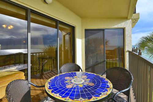 Land's End #303 building 6 - Beach Front - image 12