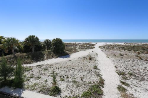 Oceana 202 West in St Pete Beach, USA