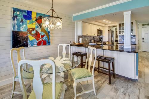 Land's End 8-204 Beach Front - Premier image