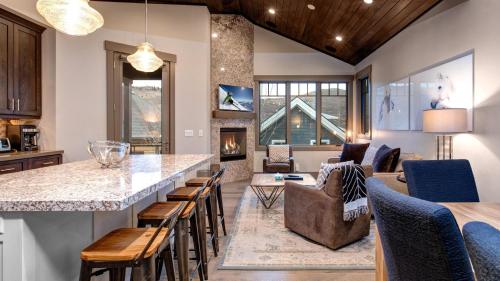 920 E La Tania by SkyRun Park City