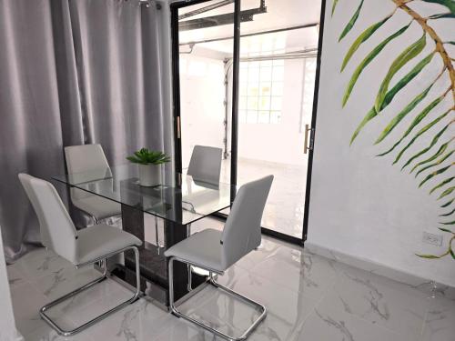 Fasilitas, Modern Apartment 3 bedrooms near Airport, Beach, and La Placita in Carolina