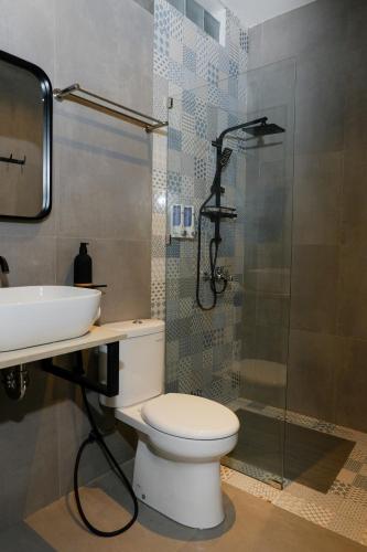 Bathroom, Lyn Urban by Atmosfera in Bulu