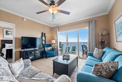 Crystal Shores West 1105 thumb 2