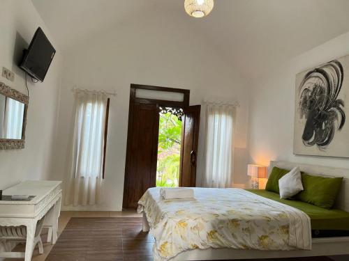 room detail thumbnail 0