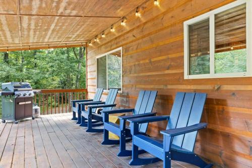 Cabin At The Lake-Morganton - Hot Tub,Pet Friendly in Morganton, USA