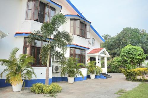 GR Stays - Arpora Duplex 3bhk Villa With Pool I Baga Beach 5 mins, Arpora (fotografie 3)