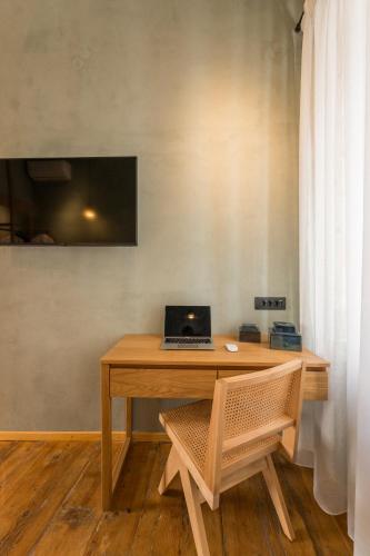 Three-Bedroom House image 8