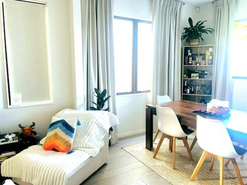 Brand New Beauty Home, Auckland (photo 6)