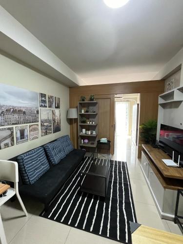 Adrianne Condotel at Shell Residences Condominium, MOA Complex, Pasay City, Manila (photo 4)