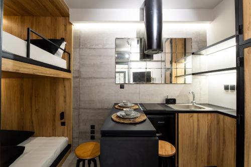 Industrial – Le Petit Bati