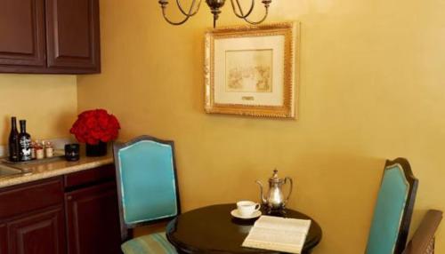 Petit Ermitage Room Type - Demi Suite