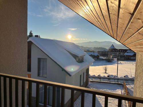 สภาพแวดล้อมโดยรอบ, Villa Sunny Valley in บากูเรียนิ