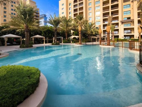 Spacious family apartment on the Palm, Dubai (photo 8)