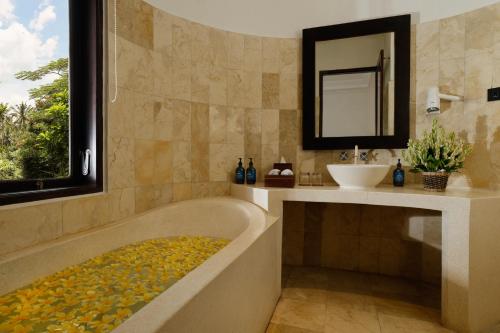 Villa with Private Pool image 7