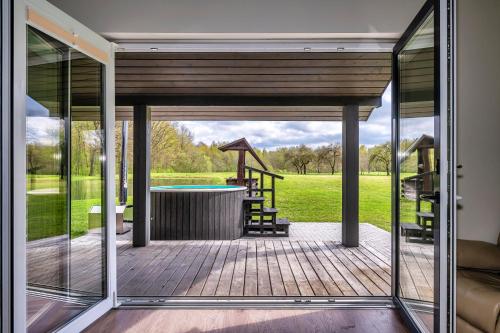 周邊環境, Vila Valentino in 巴爾寧凱