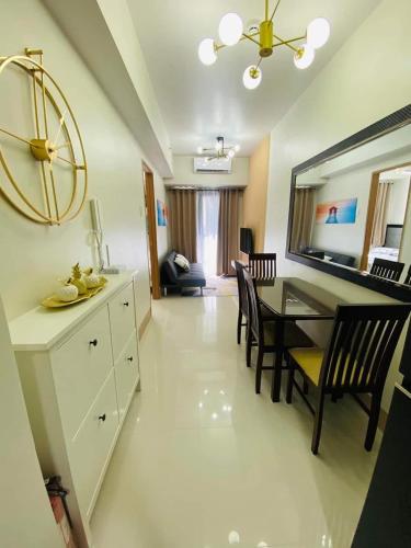 Sofias Haven - Shore 3 Residences T1, Manille