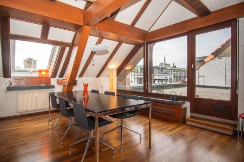 Penthouse in Basel Center with free BaselCard, Basel (Foto 6)