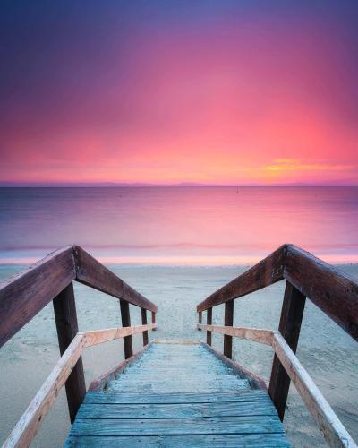 Beachfront Holiday Home Close to Airport in Lauderdale