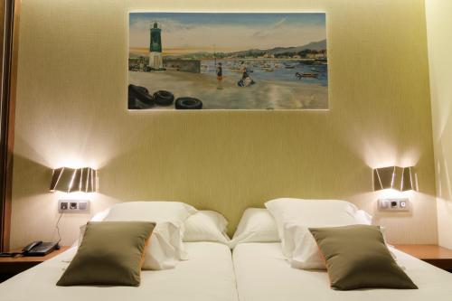 Junior Suite (2 Adults + 1 Child) image 10