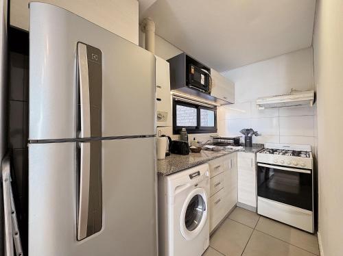 One-Bedroom Apartment image 10
