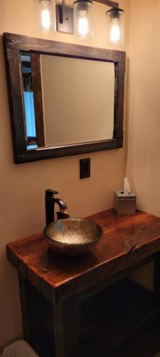 Trickling Waters Retreat in Marquette, USA