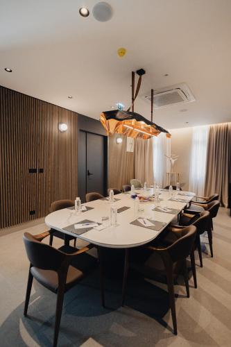 ห้องจัดเลี้ยง, Hotel Flaneur in เซมุน