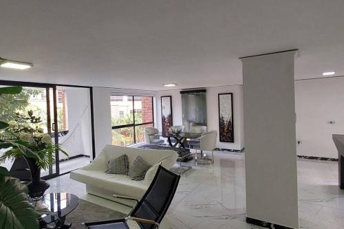 Wow! apartamento al lado de cc Oviedo y cc Sta Fe, Medellín (photo 7)